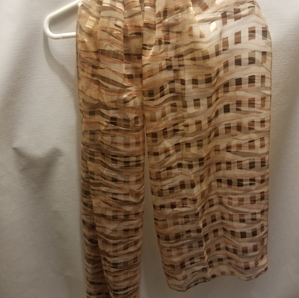 Gorgeous sheer scarf w gold rectangles, excellent condition! - Picture 3 of 4